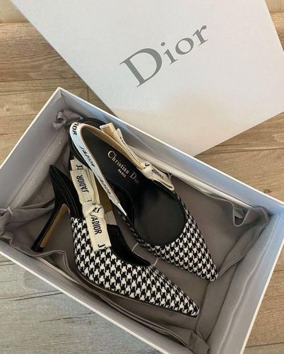 Christian Dior J'Adior Slingback Pump in Houndstooth